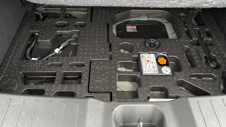 Nissan Juke 1.6 Hybrid Tekna 5dr Auto Hybrid Hatchback